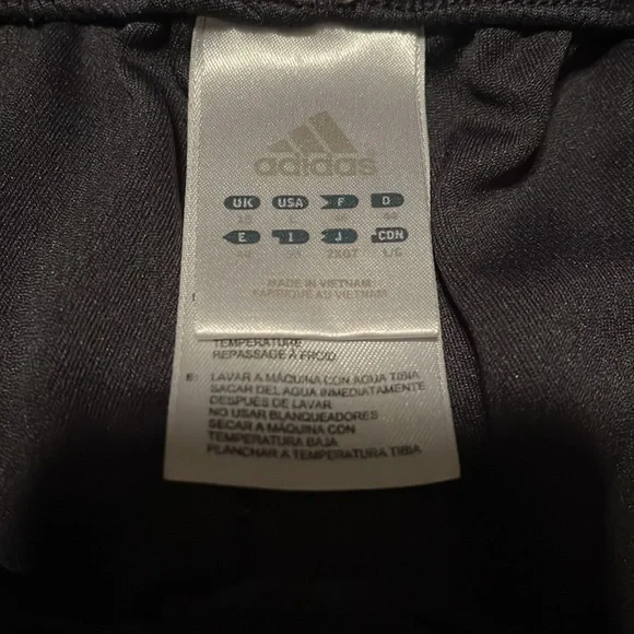 Adidas Three Stripes Loose Fit Capri - Picture 4 of 5